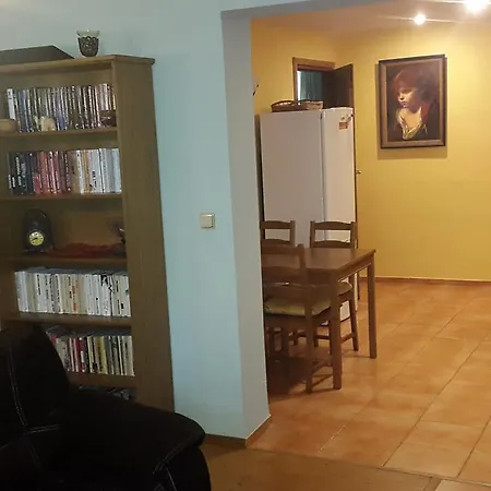 Apartmany Liska Mladé Buky Exterior photo
